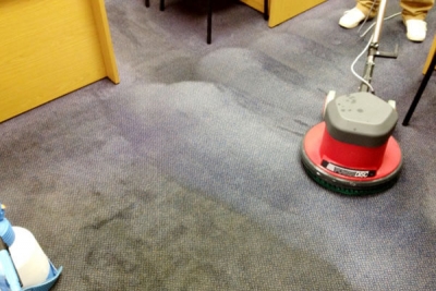 Carpet cleaning offices service
